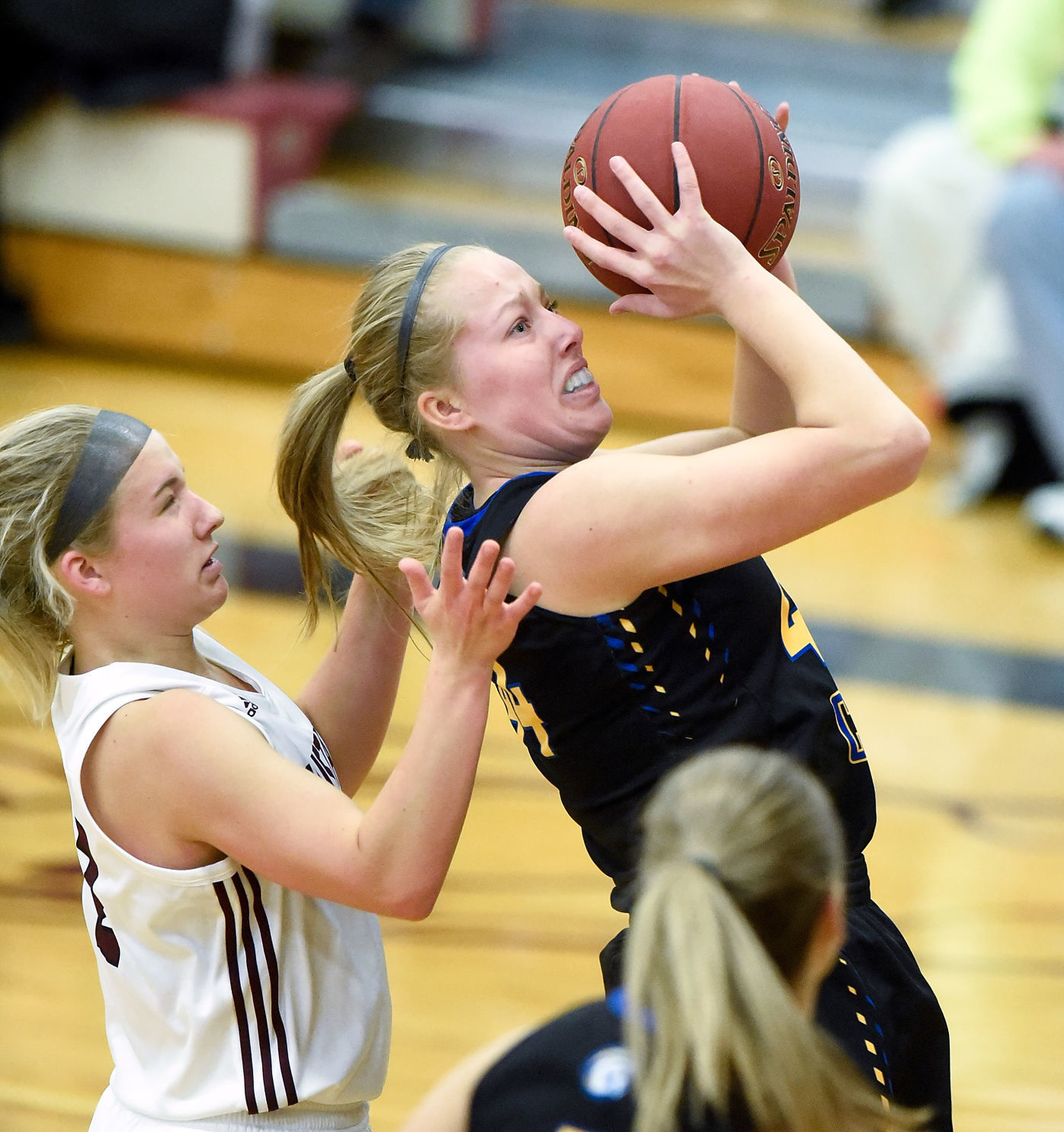 Basketball Briar Cliff at Morningside